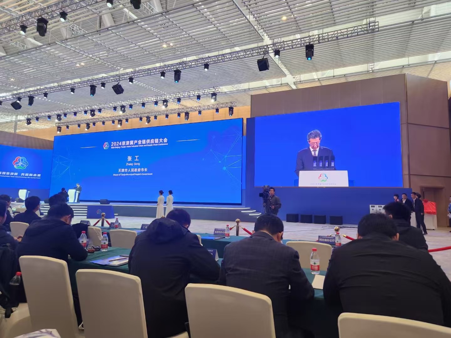 金狮贵宾会·宾至如归-尊贵显赫